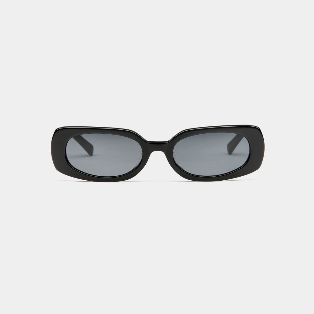 Olsen - Black/Smoke