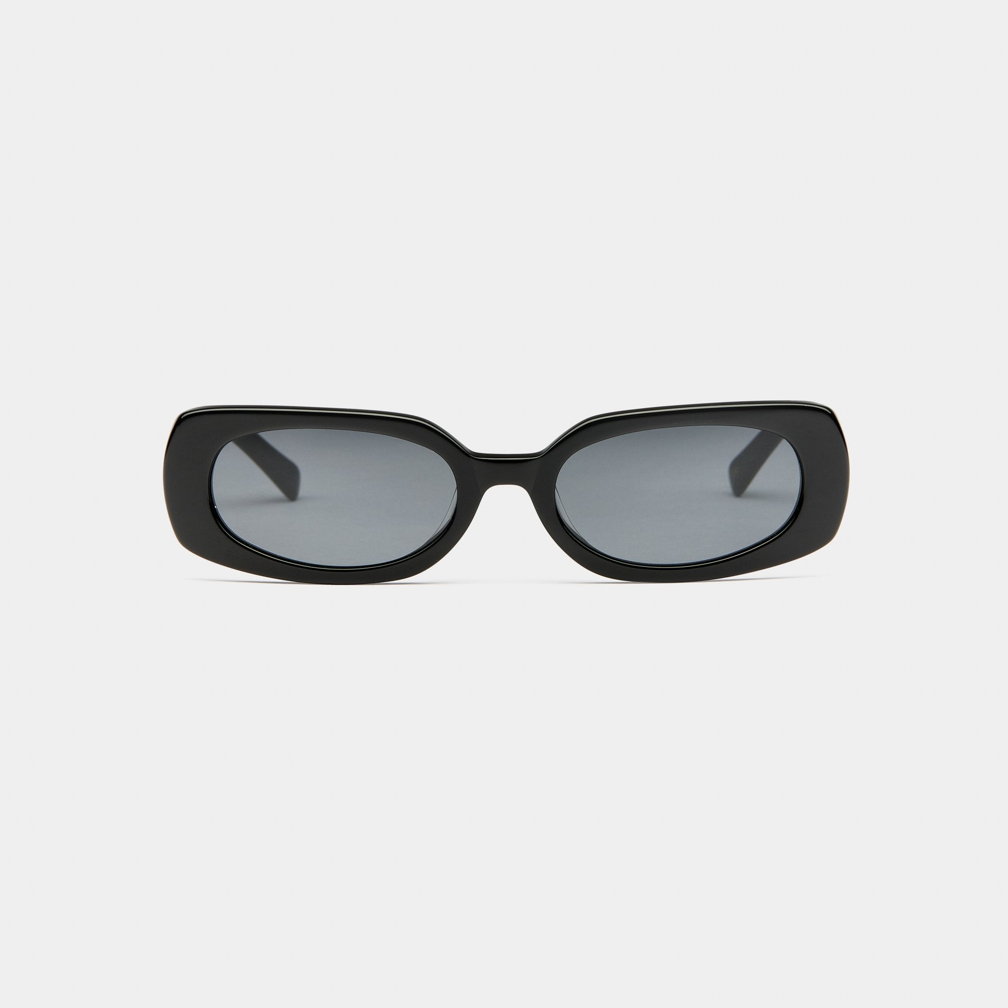 Olsen - Black/Smoke